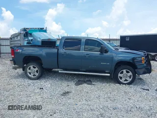 2013 GMC Sierra 2500HD SLT with VIN 1GT121E82DF189658, listed as a IAAI auction lot 42080921 with 160,616 mi miles and . Bid and sale history available at DreamBid. Image 13.