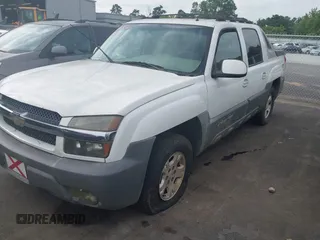 2002 Chevrolet Avalanche with VIN 3GNEC13T92G185390, listed as a IAAI auction lot 42619388 with 164,145 mi miles and . Bid and sale history available at DreamBid. Image 2.