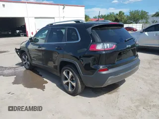 2019 Jeep Cherokee Limited with VIN 1C4PJLDB2KD387798, listed as a IAAI auction lot 39462992 with 20,173 mi miles and . Bid and sale history available at DreamBid. Image 3.