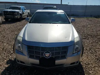 2008 Cadillac CTS AWD z VIN 1G6DT57V080191814, wystawiony jako Copart lot #58955875 z przebiegiem 182 357 mil mil oraz Tytuł czysty. Historia ofert i sprzedaży dostępna na DreamBid. Obrazek 5.