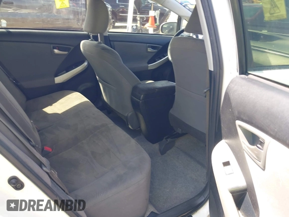 2015 Toyota Prius Four with VIN JTDKN3DU5F1876137, listed as a IAAI auction lot 42060062 with 287,361 mi miles. Bid and sale history available at carsss.com. Image 8.