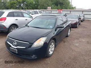 2007 Nissan Altima 2.5 with VIN 1N4AL21E47N418078, listed as a IAAI auction lot 42130478 with 71,748 mi miles. Bid and sale history available at carsss.com. Image 2.