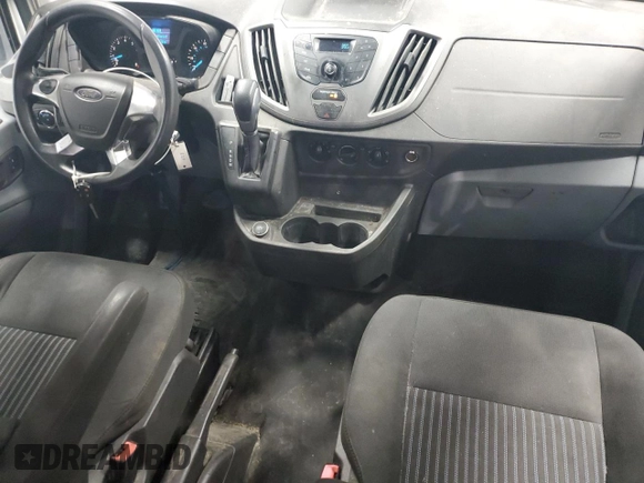 2019 Ford Transit z VIN 1FTYR1ZM1KKA42477, wystawiony jako Copart lot #53732225 z przebiegiem 220 146 mil mil oraz Czysty tytuł • Clean title. Historia ofert i sprzedaży dostępna na DreamBid. Obrazek 8.