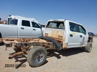2019 Ford Super Duty F-250 SRW XL with VIN 1FD7W2B61KEF57849, listed as a IAAI auction lot 42026983 with 1 mi miles. Bid and sale history available at carsss.com. Image 13.