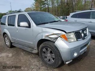 2006 Nissan Pathfinder SE with VIN 5N1AR18U76C625084, listed as a IAAI auction lot 41910102 with 1 mi miles. Bid and sale history available at carsss.com. Image 1.