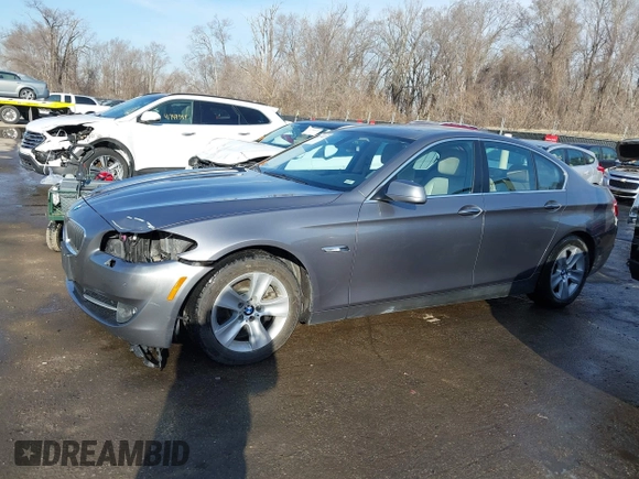 2011 BMW 5 Series 528i with VIN WBAFR1C59BC743204, listed as a IAAI auction lot 41750077 with 126,101 mi miles and . Bid and sale history available at DreamBid. Image 14.
