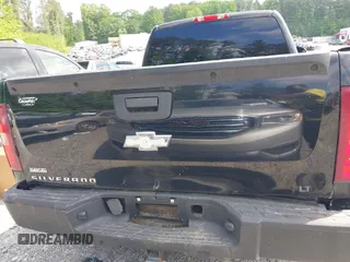 2009 Chevrolet Silverado 1500 LT with VIN 1GCEK29069Z184609, listed as a IAAI auction lot 42139639 with 223,536 mi miles and . Bid and sale history available at DreamBid. Image 16.