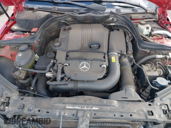 2013 Mercedes-Benz C 250 z VIN WDDGJ4HB3DG060396, wystawiony jako IAAI lot #41519502 z przebiegiem 119 252 mil mil oraz . Historia ofert i sprzedaży dostępna na DreamBid. Obrazek 10.