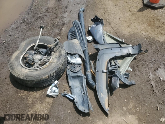 2011 Toyota Tacoma z VIN 5TFTX4GN1BX004490, wystawiony jako Copart lot #59059015 z przebiegiem 171 268 mil mil oraz Szkoda całkowita • Salvage title. Historia ofert i sprzedaży dostępna na DreamBid. Obrazek 12.