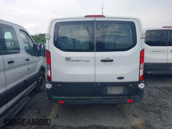 2019 Ford Transit Passenger XL z VIN 1FBZX2ZM8KKA34929, wystawiony jako IAAI lot #42263522 z przebiegiem 376 862 mil mil oraz . Historia ofert i sprzedaży dostępna na DreamBid. Obrazek 16.