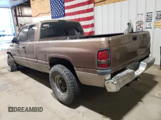 2000 Dodge Ram 2500 with VIN 1B7KC2362YJ173570, listed as a Copart auction lot 85821524 with 0 mi miles and Salvage Title. Bid and sale history available at carsss.com. Image 2.
