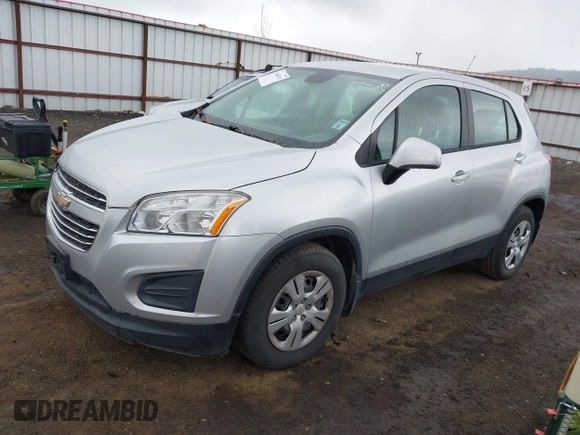2016 Chevrolet Trax LS with VIN KL7CJKSB5GB511624, listed as a IAAI auction lot 41958765 with 117,691 mi miles. Bid and sale history available at carsss.com. Image 2.