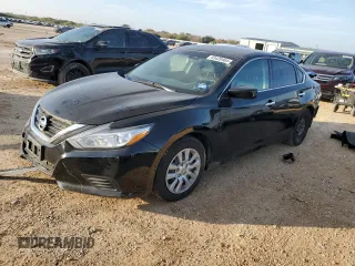 2017 Nissan Altima 2.5 SV with VIN 1N4AL3AP4HC292552, listed as a Copart auction lot 83420464 with Not Provided miles and Clean Title. Bid and sale history available at carsss.com. Image 1.