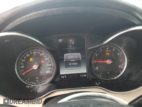 2018 Mercedes-Benz GLC 300 with VIN WDC0G4JBXJV044928, listed as a Copart auction lot 61679175 with 151,450 mi miles and Salvage title. Bid and sale history available at DreamBid. Image 9.