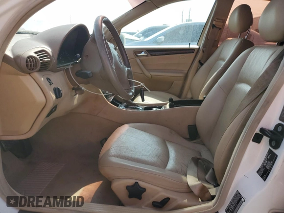 2004 Mercedes-Benz C 240 с VIN WDBRF61J84E016034, выставлен на аукционе Copart как лот 56118485 с пробегом Не указан миль и Списание • Salvage title. История ставок и продаж доступна на DreamBid. Изображение 7.