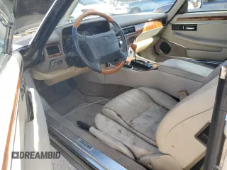 1996 Jaguar XJS with VIN SAJNX2742TC224607, listed as a Copart auction lot 78027854 with 43,928 mi miles and Non Repairable. Bid and sale history available at carsss.com. Image 8.