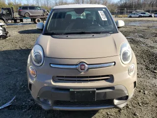2016 FIAT 500L Trekking with VIN ZFBCFADH1GZ037598, listed as a Copart auction lot 42458725 with 84,105 mi miles and Salvage Title. Bid and sale history available at carsss.com. Image 5.