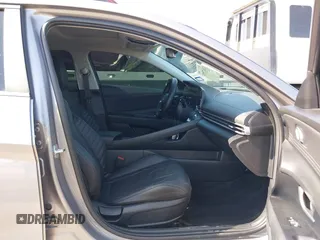 2024 Hyundai Elantra Limited с VIN KMHLP4DG1RU819415, выставлен на аукционе IAAI как лот 42027984 с пробегом 13 884 миль миль и . История ставок и продаж доступна на DreamBid. Изображение 5.