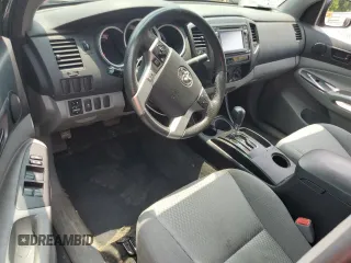 2015 Toyota Tacoma PreRunner with VIN 5TFJX4GN9FX043311, listed as a Copart auction lot 59137985 with 161,182 mi miles and Salvage title. Bid and sale history available at DreamBid. Image 8.