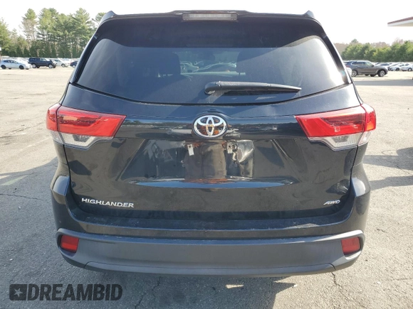 2019 Toyota Highlander LE with VIN 5TDBZRFH5KS739042, listed as a Copart auction lot 53775845 with 73,727 mi miles and Salvage title. Bid and sale history available at DreamBid. Image 6.