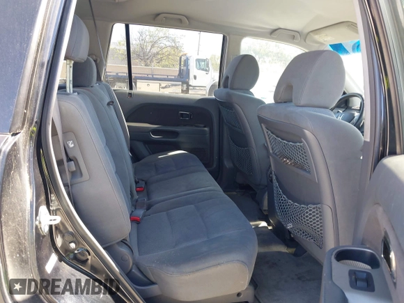 2006 Honda Pilot EX with VIN 5FNYF28416B034382, listed as a IAAI auction lot 41950405 with 176,437 mi miles and . Bid and sale history available at DreamBid. Image 8.