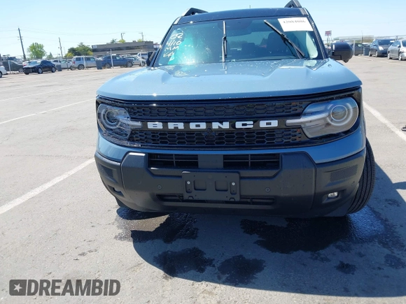 2025 Ford Bronco Sport Outer Banks with VIN 3FMCR9CN6SRE21590, listed as a IAAI auction lot 42084086 with 1,521 mi miles and . Bid and sale history available at DreamBid. Image 12.