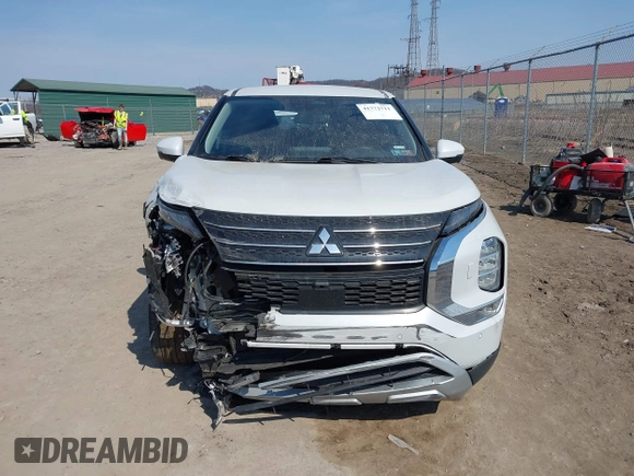 2022 Mitsubishi Outlander SE z VIN JA4J4UA80NZ033078, wystawiony jako IAAI lot #41773711 z przebiegiem 52 428 mil mil oraz . Historia ofert i sprzedaży dostępna na DreamBid. Obrazek 12.