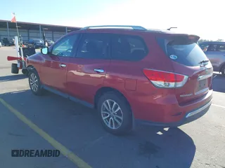 2016 Nissan Pathfinder SV with VIN 5N1AR2MN7GC645633, listed as a IAAI auction lot 41738679 with 229,359 mi miles. Bid and sale history available at carsss.com. Image 3.