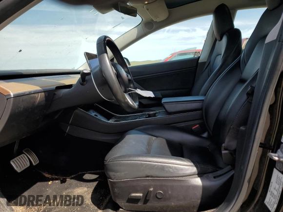 2019 Tesla Model 3 Long Range with VIN 5YJ3E1EB6KF392727, listed as a Copart auction lot 53343735 with 55,196 mi miles and Salvage Title. Bid and sale history available at DreamBid. Image 7.