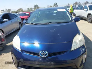 2012 Toyota Prius One z VIN JTDKN3DU8C1515819, wystawiony jako IAAI lot #42472265 z przebiegiem Nie podano mil oraz . Historia ofert i sprzedaży dostępna na DreamBid. Obrazek 12.
