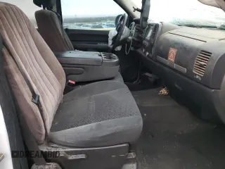 2008 GMC Sierra 1500 SL z VIN 1GTEC19C98Z174947, wystawiony jako Copart lot #79313314 z przebiegiem Nie podano mil oraz Nie do naprawy • Non repairable. Historia ofert i sprzedaży dostępna na DreamBid. Obrazek 7.