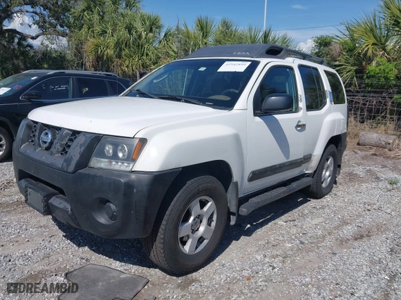 2005 Nissan Xterra S with VIN 5N1AN08W85C644846, listed as a IAAI auction lot 41942899 with 172,518 mi miles. Bid and sale history available at carsss.com. Image 2.