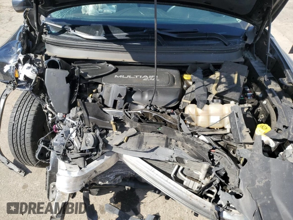 2019 Jeep Cherokee Latitude Plus с VIN 1C4PJLLB5KD110886, выставлен на аукционе Copart как лот 51646515 с пробегом 54 691 миль миль и Списание • Salvage title. История ставок и продаж доступна на DreamBid. Изображение 12.