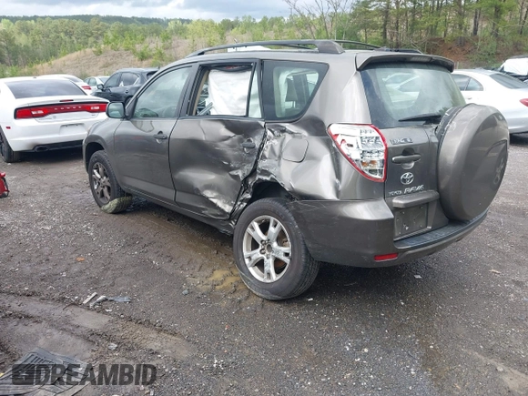 2009 Toyota RAV4 with VIN JTMZF33V395002548, listed as a IAAI auction lot 41928255 with 136,161 mi miles. Bid and sale history available at carsss.com. Image 3.