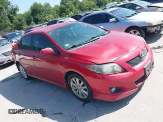 2010 Toyota Corolla z VIN 2T1BU4EE5AC470024, wystawiony jako IAAI lot #42784530 z przebiegiem 147 734 mil mil oraz . Historia ofert i sprzedaży dostępna na DreamBid. Obrazek 1.