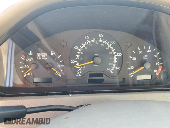 1998 Mercedes-Benz C 230/260/280/320 with VIN WDBHA23G1WA526305, listed as a Copart auction lot 85232184 with Not Provided miles and Clean Title. Bid and sale history available at carsss.com. Image 9.