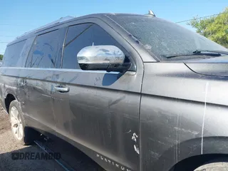 2019 Ford Expedition Max Platinum with VIN 1FMJK1MTXKEA68333, listed as a IAAI auction lot 42002336 with Not provided miles and . Bid and sale history available at DreamBid. Image 13.