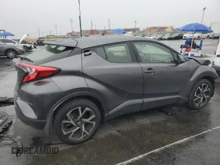 2019 Toyota C-HR XLE z VIN JTNKHMBX4K1061119, wystawiony jako Copart lot #47112995 z przebiegiem 42 983 mil mil oraz Szkoda całkowita • Salvage title. Historia ofert i sprzedaży dostępna na DreamBid. Obrazek 3.