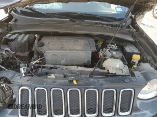 2018 Jeep Renegade Latitude z VIN ZACCJBBB0JPG75752, wystawiony jako Copart lot #55254665 z przebiegiem 57 727 mil mil oraz Szkoda całkowita • Salvage title. Historia ofert i sprzedaży dostępna na DreamBid. Obrazek 12.