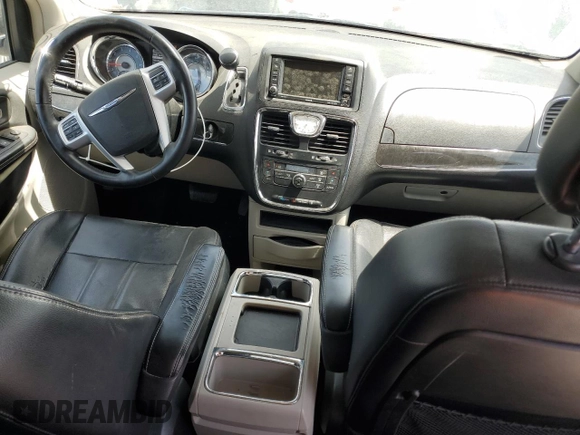 2014 Chrysler Town & Country Touring with VIN 2C4RC1BG0ER434298, listed as a Copart auction lot 55850755 with 176,453 mi miles and Clean Title. Bid and sale history available at DreamBid. Image 8.