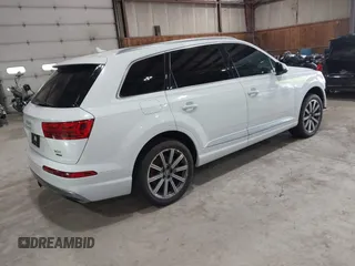 2017 Audi Q7 Premium Plus z VIN WA1LAAF76HD044846, wystawiony jako IAAI lot #42213407 z przebiegiem 105 695 mil mil oraz . Historia ofert i sprzedaży dostępna na DreamBid. Obrazek 4.