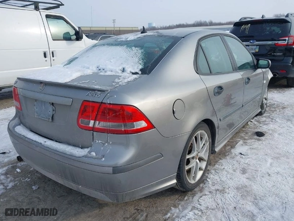 2004 Saab 9-3 Aero with VIN YS3FH49Y941031338, listed as a IAAI auction lot 41404815 with 101,979 mi miles. Bid and sale history available at carsss.com. Image 4.