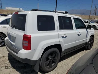 2014 Jeep Patriot Sport with VIN 1C4NJPBA4ED529887, listed as a Copart auction lot 63779325 with 131,652 mi miles and Salvage title. Bid and sale history available at DreamBid. Image 3.