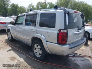 2006 Jeep Commander Limited with VIN 1J8HG58N16C253033, listed as a IAAI auction lot 42008271 with 111,643 mi miles. Bid and sale history available at carsss.com. Image 3.