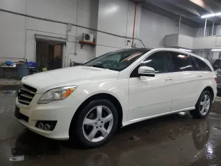2011 Mercedes-Benz R-Class R 350 with VIN 4JGCB6FE8BA117749, listed as a Copart auction lot 45340435 with 132,215 mi miles and Salvage Title. Bid and sale history available at carsss.com. Image 1.