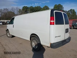2014 GMC Savana Cargo Van with VIN 1GTW7GCA2E1169201, listed as a IAAI auction lot 41648525 with 462,975 mi miles. Bid and sale history available at carsss.com. Image 3.