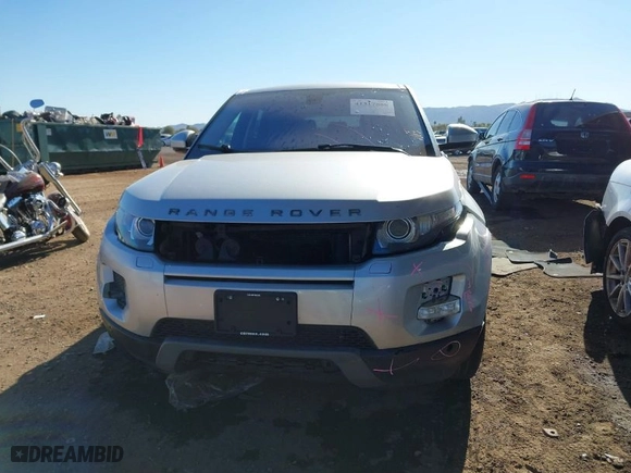 2015 Land Rover Range Rover Evoque Pure Plus with VIN SALVP2BG3FH961279, listed as a IAAI auction lot 41317888 with 101,743 mi miles. Bid and sale history available at carsss.com. Image 13.