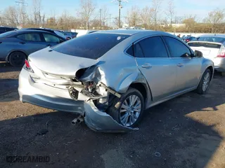 2010 Mazda Mazda6 i Touring Plus with VIN 1YVHZ8CH2A5M10869, listed as a IAAI auction lot 41890776 with 131,732 mi miles. Bid and sale history available at carsss.com. Image 4.