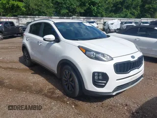 2018 Kia Sportage EX z VIN KNDPN3AC4J7442976, wystawiony jako IAAI lot #42443783 z przebiegiem 176 960 mil mil oraz . Historia ofert i sprzedaży dostępna na DreamBid. Obrazek 1.