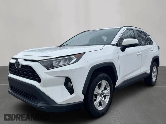 2021 Toyota RAV4 XLE with VIN 2T3W1RFV4MC139243, listed as a Copart auction lot 49973975 with 1 mi miles and Clean Title. Bid and sale history available at carsss.com. Image 2.